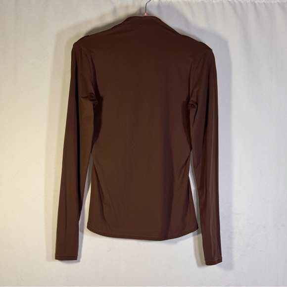 SKIMS Brown Long Sleeve Mock Neck Top - Picture 3 of 5